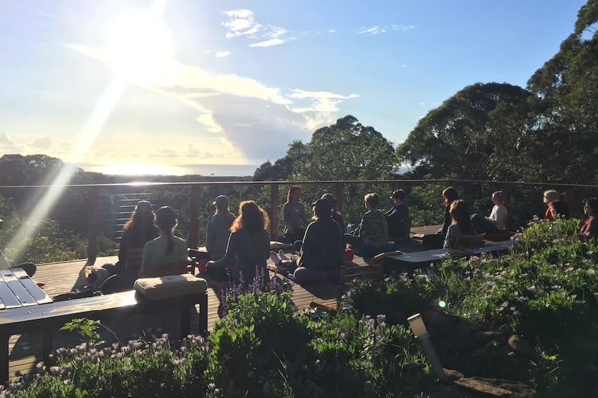 byron bay yoga meditation retreat kate & meg james